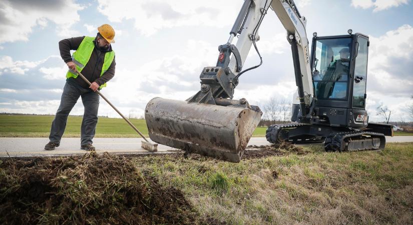Március végére megújul a Győr és Gönyű közötti kerékpárút