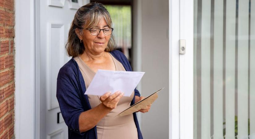 Több százezer nyugdíjas kap fontos levelet mostanában