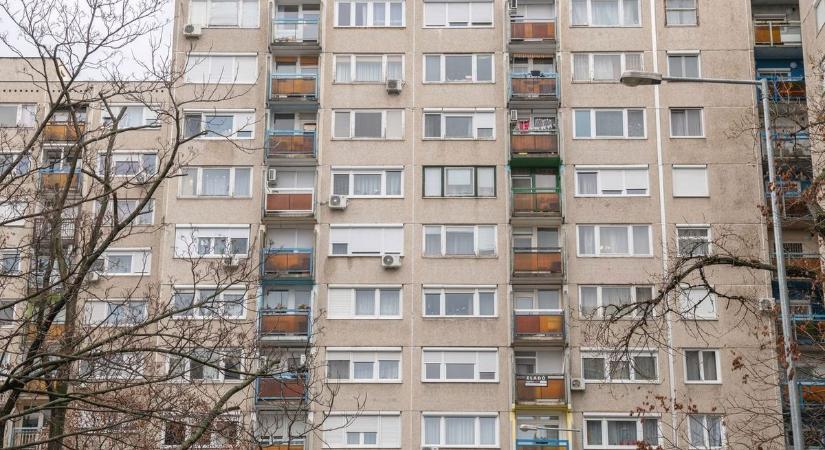 Rossz napja volt a férfinak, ezért kalapáccsal támadt a tiszás önkéntesekre Debrecenben