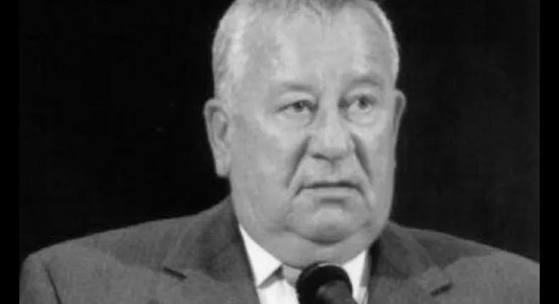 Elhunyt Török Ferenc volt önkormányzati képviselőnk, az Óbudai Kaszások Örökös Tagja