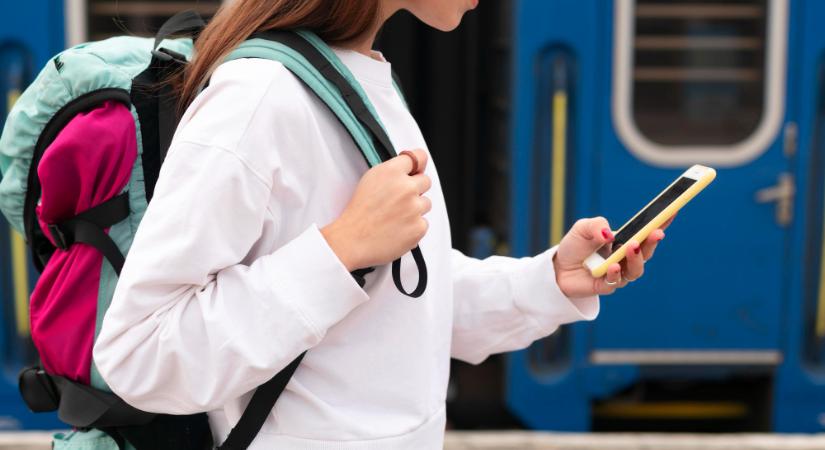 Megszűnhet a roamingdíj Nyugat-Balkán és az EU között