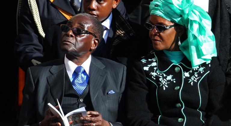 Letartóztatnák a first ladyt, mert megverte fia barátnőjét egy elektromos hosszabbítóval