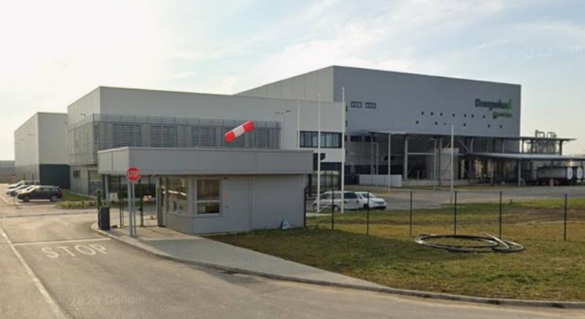 Felfüggesztették a hatóságok a sóskúti oldószer-újrahasznosító engedélyét, évek óta magzatkárosító vegyületekkel szennyezik a környezetet