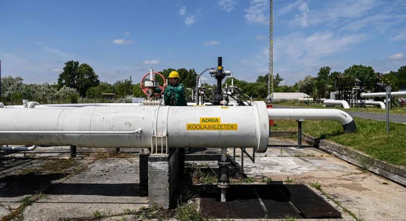 Megállapodott a Mol és a Janaf, tesztelni fogják, mennyi olajat bír el az Adria-vezeték