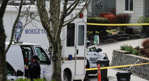 Halálos késes támadás az USA-ban, a támadót a rendőrség lelőtte