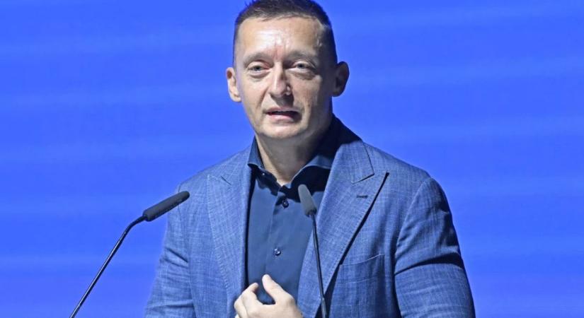 Rogán szerint titkosszolgálati körökben nyílt titok, hogy három éven belül készen kell állnia Európának egy háborúra