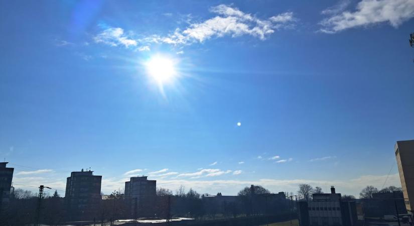 Napfény és hűvös reggel – tavaszias nap elé néz Borsod