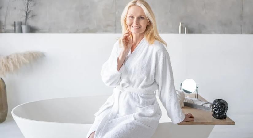 Száraz bőr időskorban: ennyi zuhanyzás javasolt a szakértő szerint