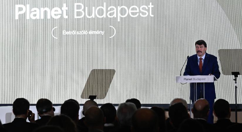 Áder János: hiába hisszük, a Földet nem fog sikerülni kitágítani