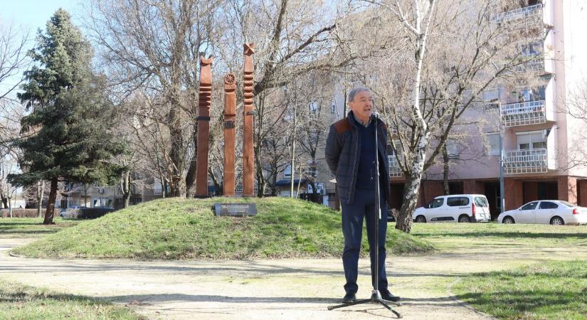 Makói zenetanárt és egyetemistát is meghurcoltak - a diktarúra áldozataira emlékeztek - galériával, videóval