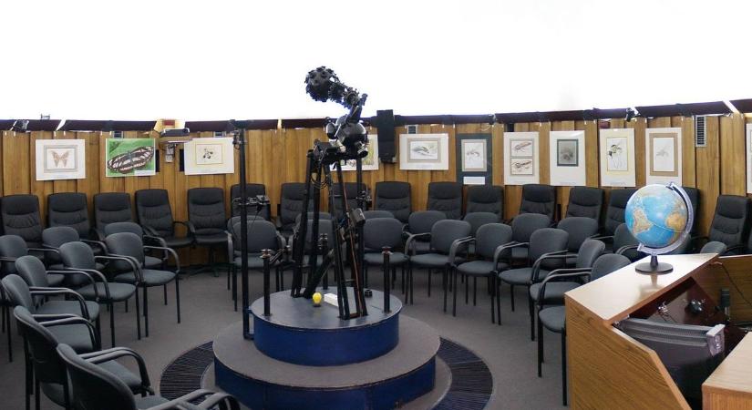 Bezár egy időre a csillagos ég Kecskeméten, karbantartás miatt szünetelnek az előadások