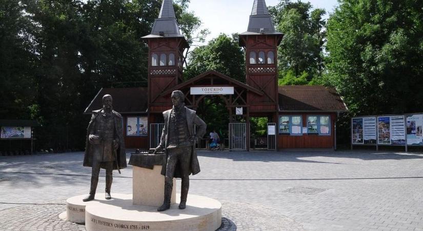 Elképesztő vagyont hagyott erre a pártra a hévízi nyugdíjas