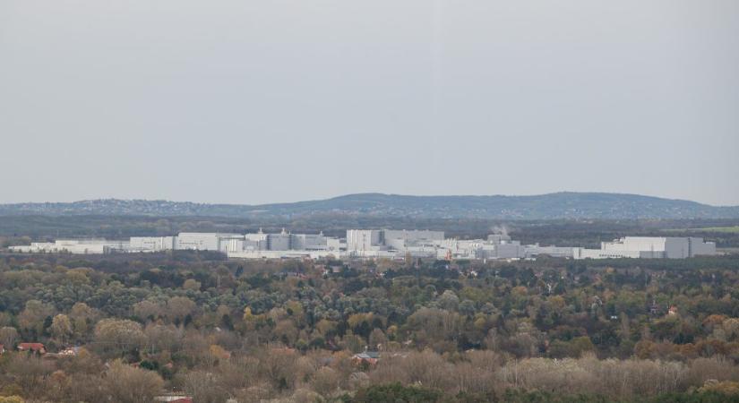 Magyar Péter: Holnaptól megszólalnak a gödi Samsung gyár érintettjei