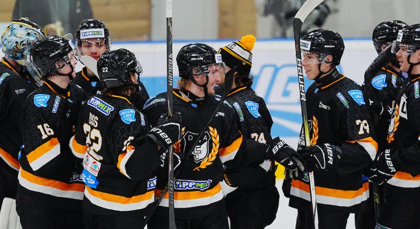 Visszavágnának, trónfosztásra készülnek a DEAC jégkorongozói