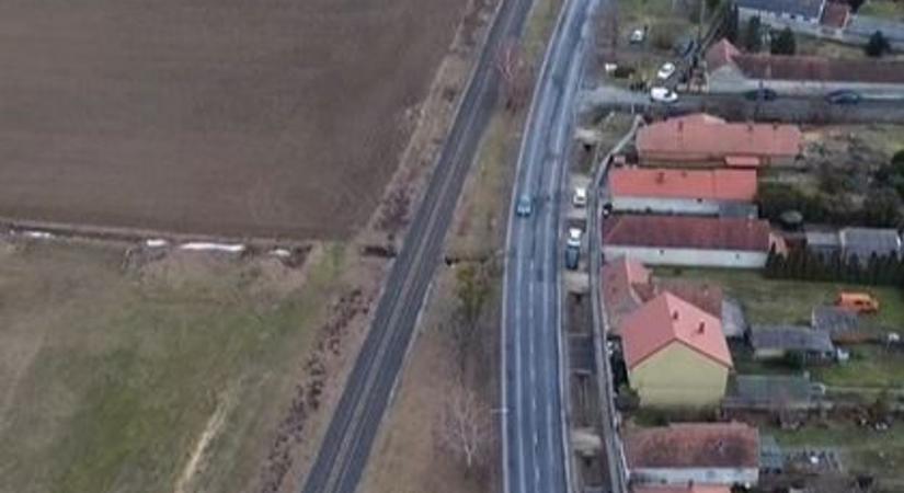 Ennek sokan örülhetnek: tavasszal felújítják a 87-es főút kritikus szakaszát