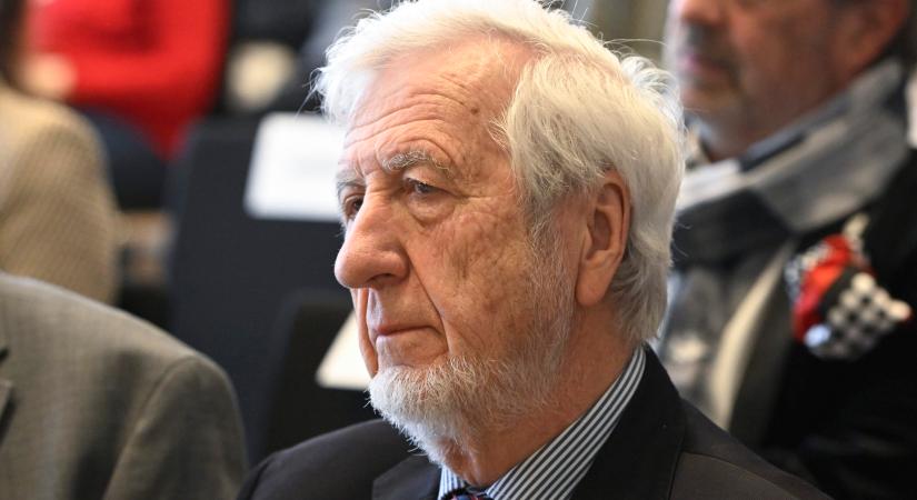 Kijev pártjára állt Jeszenszky Géza