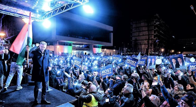 Magyar Péter a Védelmi Tanács döntéséről: amikor a hatalomnak nincs esélye, hogy a helyzeten fordítson, jönnek a vállalhatatlan, orosz típusú módszerek