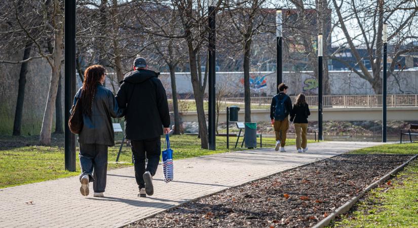 Napos, száraz idő várható, a tavasz illatával
