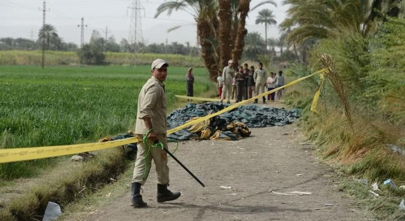 Lángoló halálcsapda 300 méter magasan: egy magyar is meghalt a hőlégballon-balesetben