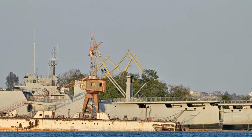 Molotov-koktél a fedélzeten, tűzpárpaj a vizen: Kuba terrorizmussal vádolja egy amerikai csónak legénységét