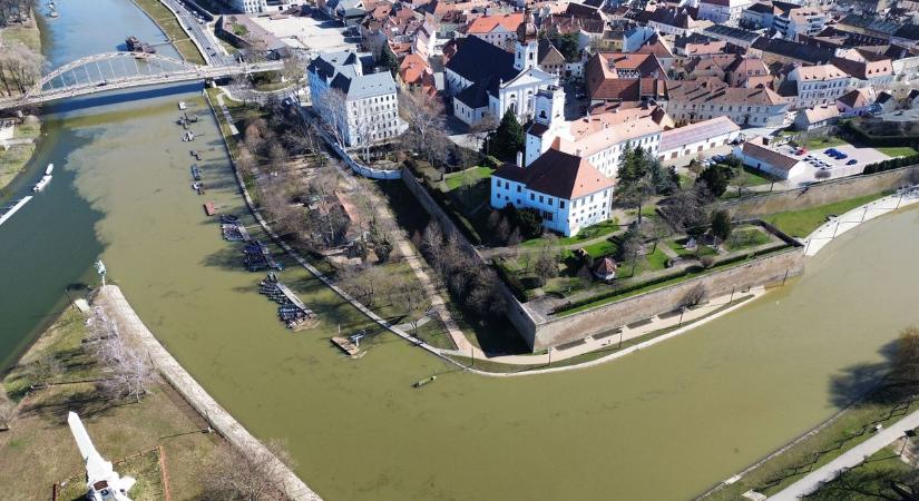 Áradnak a folyók Győrben, látványos képgalériát hoztunk