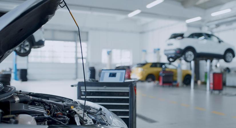 Összetörték a kocsimat a szervizben, de nem ismerik el – mit tehetek?