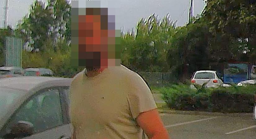 Autóból tűnt el 3 millió forint, ezt a férfit keresik a győri rendőrök - fotó