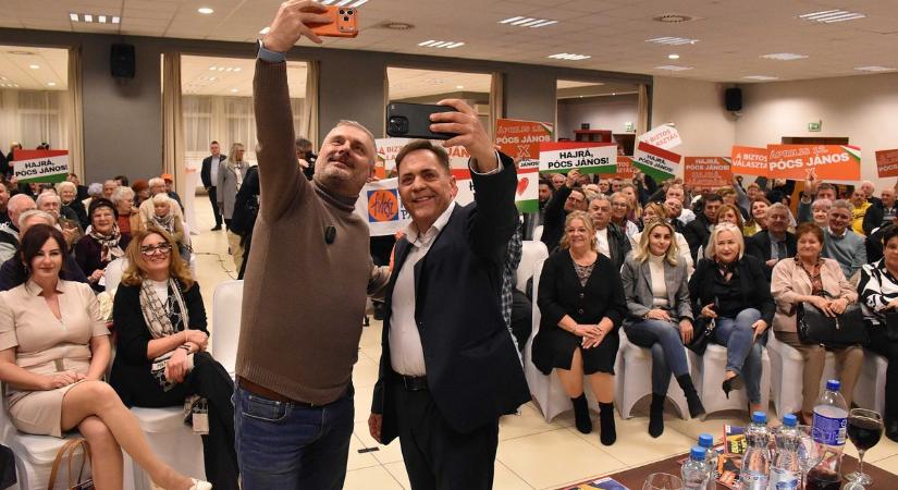 Tabuk nélkül a Jászságért – zsúfolásig megtelt az Aranysas Pócs János kampánynyitó fórumán