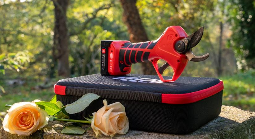 Akkus újdonság a metszési szezon kezdetén: végre itt van az elérhető árú FELCO 2e metszőolló