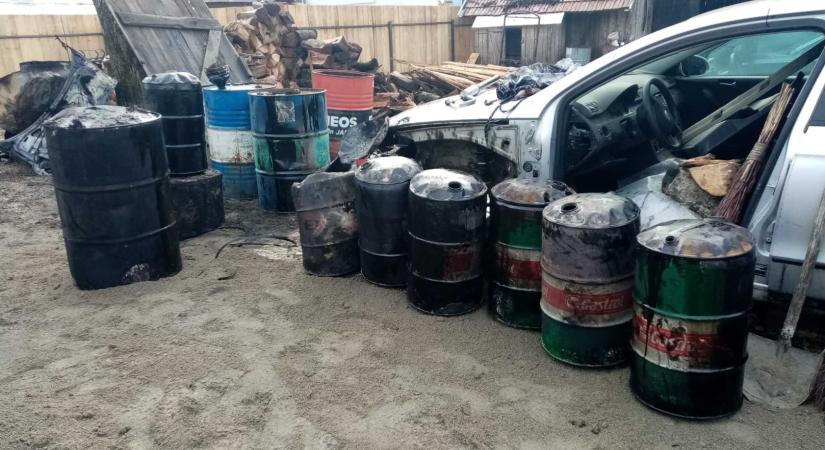 Rendőrségi akció Hargita megyében: roncsautók és fémhulladékok tonnaszámra