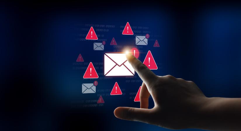 Ne válaszolj rá! Ilyen e-mailt küldenek a csalók a rendőrség nevében!