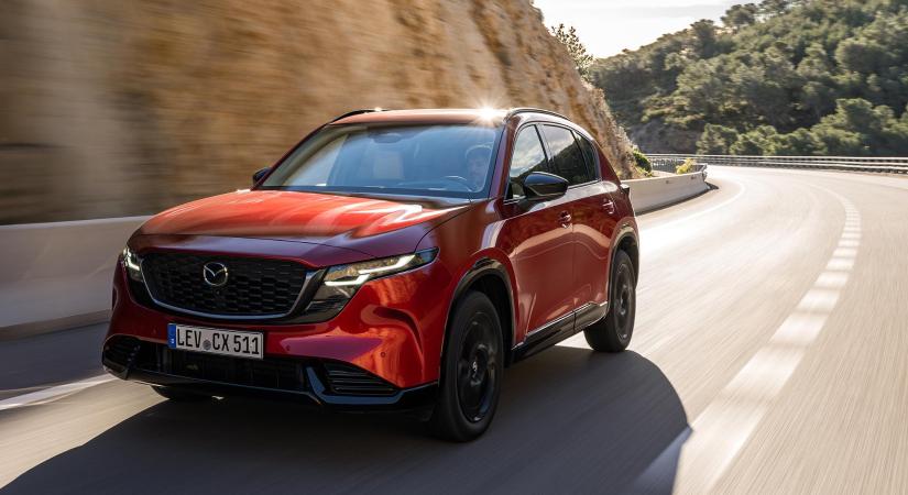 Itt az új Mazda CX-5 – és pontosan azt tudja, amiért eddig is szerettük