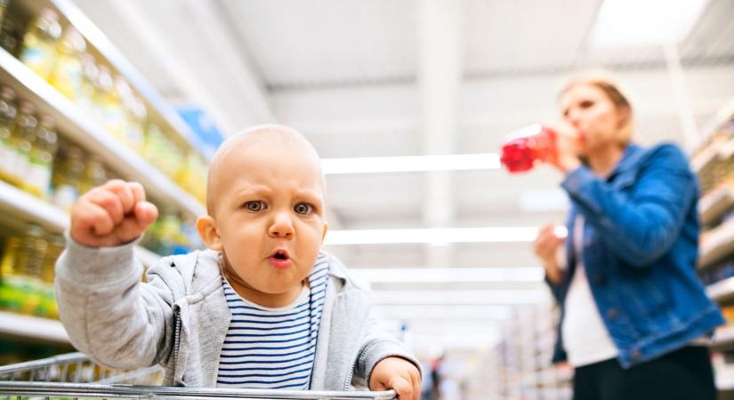 Ekkora kárt okoznak a boltban csipegető rakoncátlan felnőttek és gyerekek