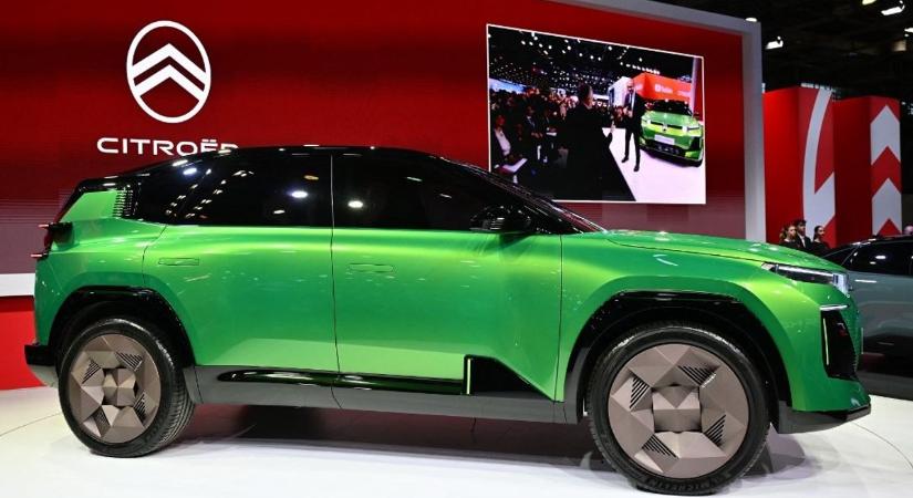 A Stellantis gázt ad, és visszaáll a benzinfaló monstrumok gyártására, hogy feledtesse az elektronos átállás fiaskóját