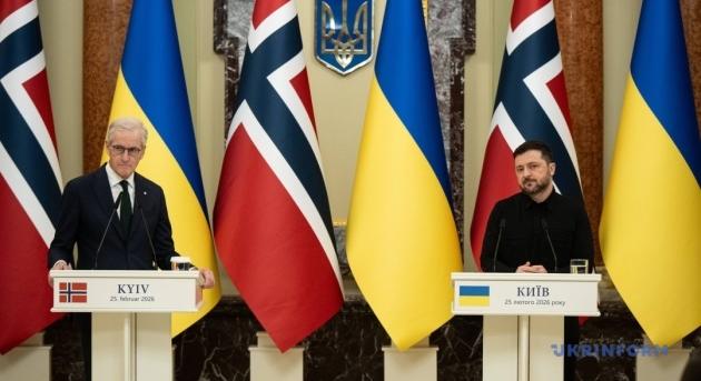 Zelenszkij: Ukrajnában 230 kiemelt létesítmény van, amelyeket meg kell védeni az orosz légitámadásoktól