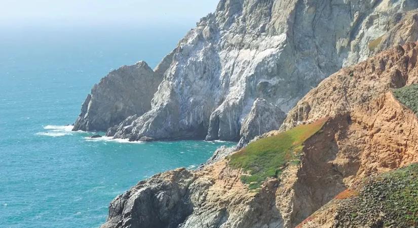 75 métert zuhant egy férfi az Ördög csúszdája szikláról – azonnal szörnyet halt