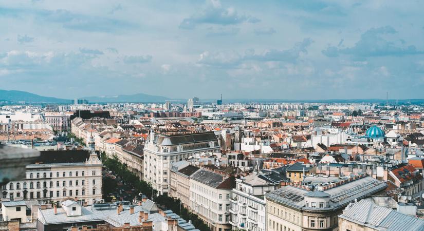 Budapest és a Balaton is húzta a számokat az év elején