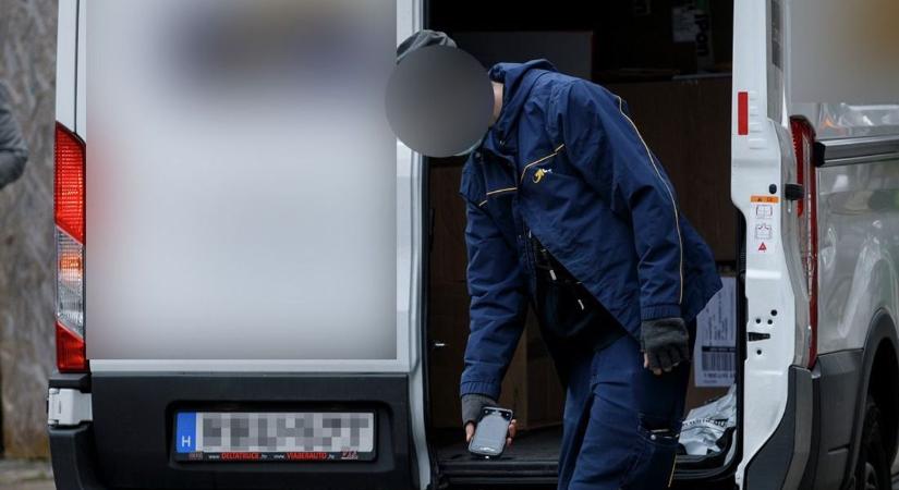 „Szagos” rendelést adtak fel Szoboszlón - ezt a pakkot nemcsak a futár vitte ki - fotóval