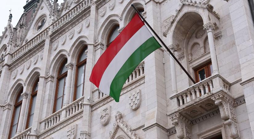 Teljes máshogy szólt az eredeti magyar Himnusz, minden előadásból kihagynak egy fontos részletet