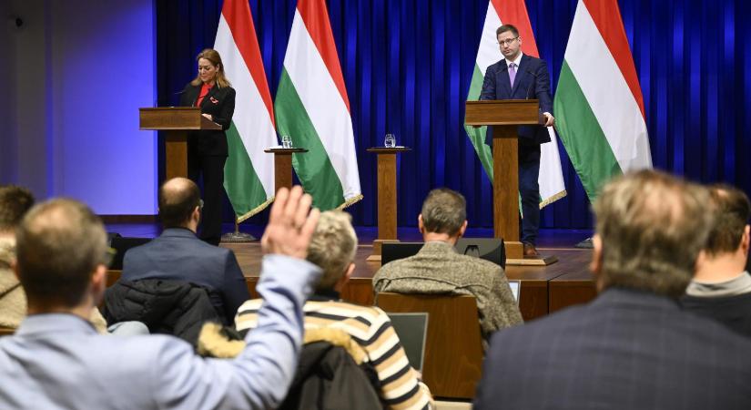 Ukrajna ellenség, Oroszország barát – Kormányinfó percről percre