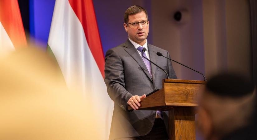 Kormányinfó a 20 százalékos Fidesz-hátrány és az ukrán támadással való riogatás árnyékában – élő közvetítés