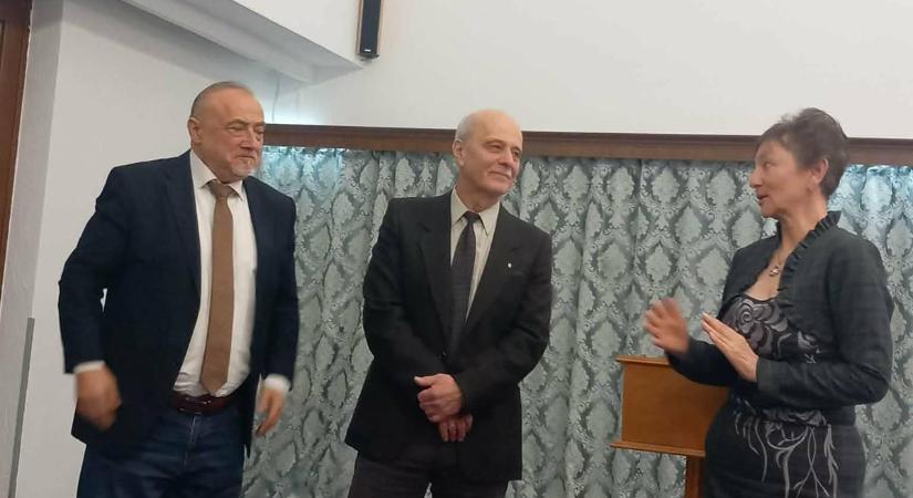 KMTKE-pedagóguskonferencia az anyanyelv világnapján - „Jövőt nevelni, embert és magyart…”