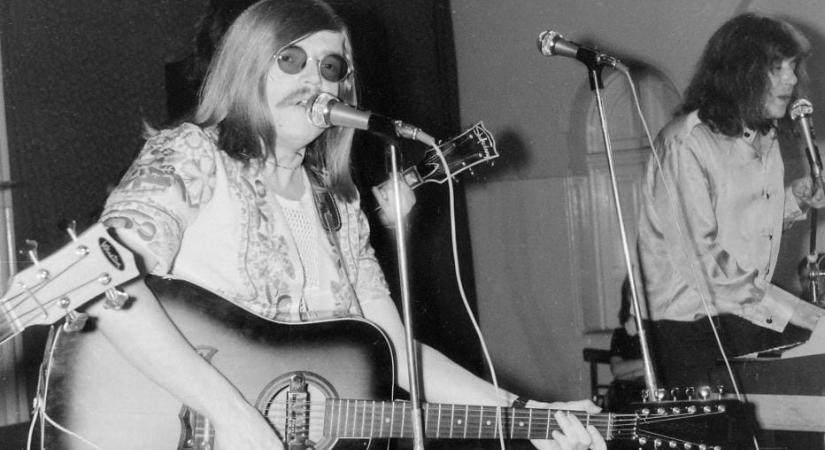 Az Illés eredeti felállásban ad koncertet, hologramon keltik életre a tagokat