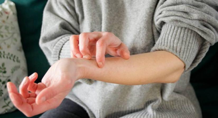 Bőrön keresztül mérgezhetnek ezek a népszerű termékek: szigorú vizsgálatot indított a fogyasztóvédelem