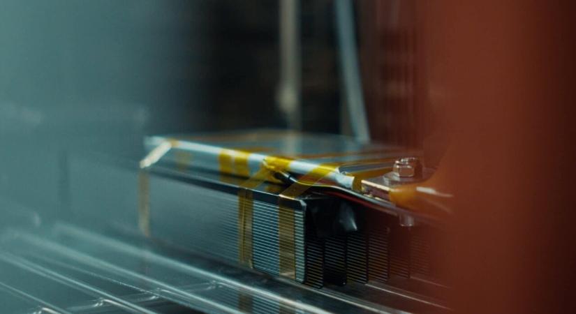 Mégis van lekvár a Donut Lab szilárdtest fánkjában?