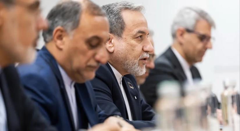 Irán és az Egyesült Államok is a diplomáciát preferálja, csütörtökön folytatták a tárgyalásokat