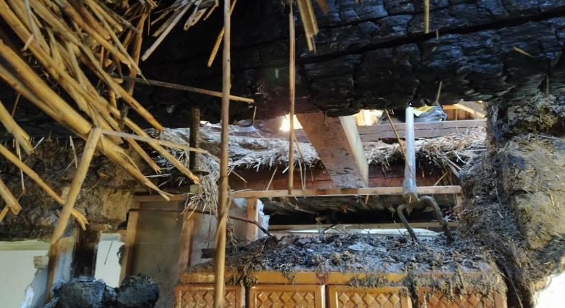 Drámai képek érkeztek a pusztításról, ez maradt egy háromtagú család otthonából Füreden