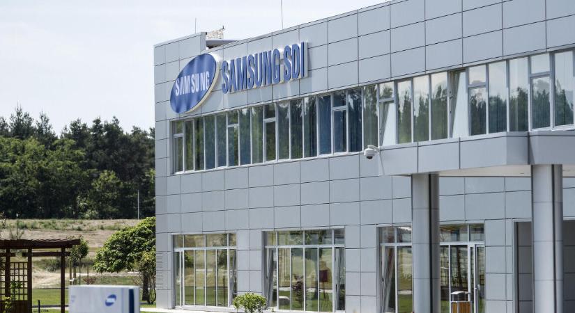 Magyar Péter videót tett közzé a gödi Samsungban történt állítólagos visszásságokról