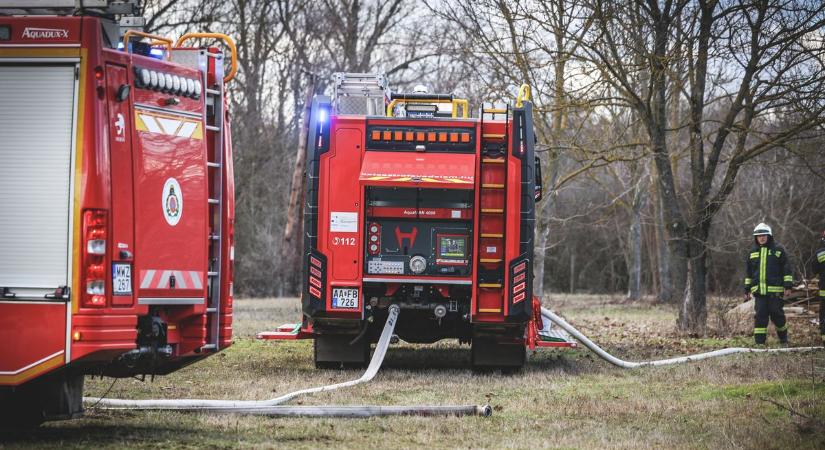 Tűz pusztított egy szekszárdi házban, a családnak el kellett hagynia az ingatlant