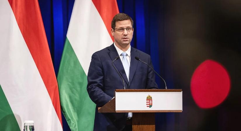 Gulyás Gergely: Brutális benzinár-drágulást hozhat, ha Ukrajna nem indítja újra a Barátság kőolajvezetéket